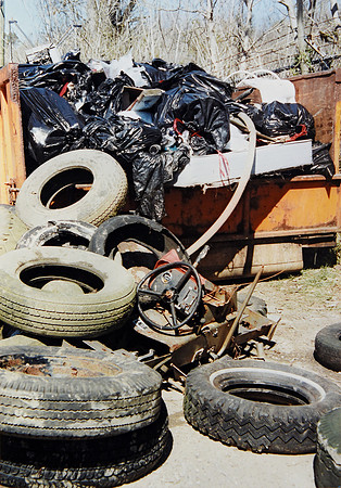 ijams trash-2